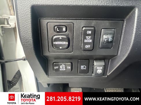 Used 2021 Toyota Tundra SR5 w/ SR5 Upgrade Package RWD image 17