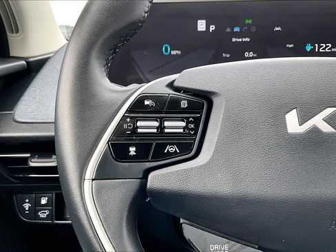 Used 2022 Kia EV6 Wind image 23