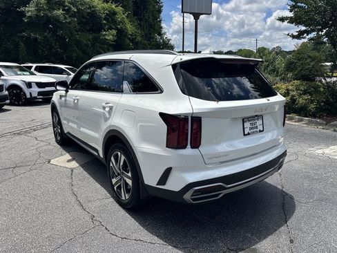 Certified 2023 Kia Sorento SX Prestige w/ Panoramic Sunroof Package AWD/4WD image 8
