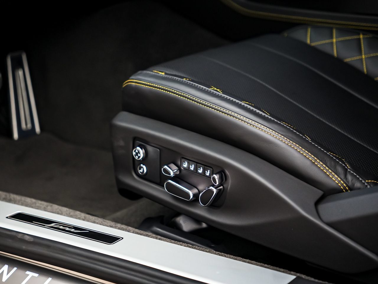 Certified 2022 Bentley Continental GT Speed AWD/4WD image 31
