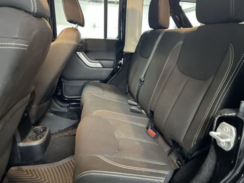 Used 2014 Jeep Wrangler Unlimited Sahara w/ Dual Top Group image 23
