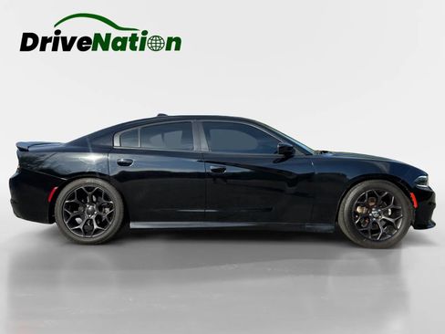Used 2019 Dodge Charger R/T RWD image 4