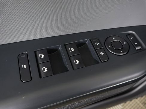 Certified 2025 Kia K4 LXS image 34