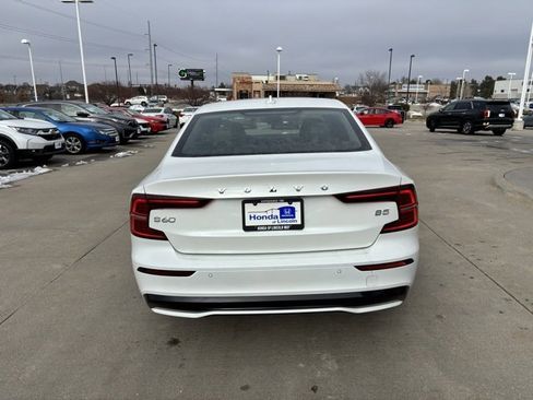 Used 2024 Volvo S60 B5 Core image 6