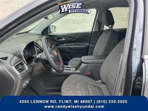 Used 2022 Chevrolet Equinox LT AWD/4WD image 12