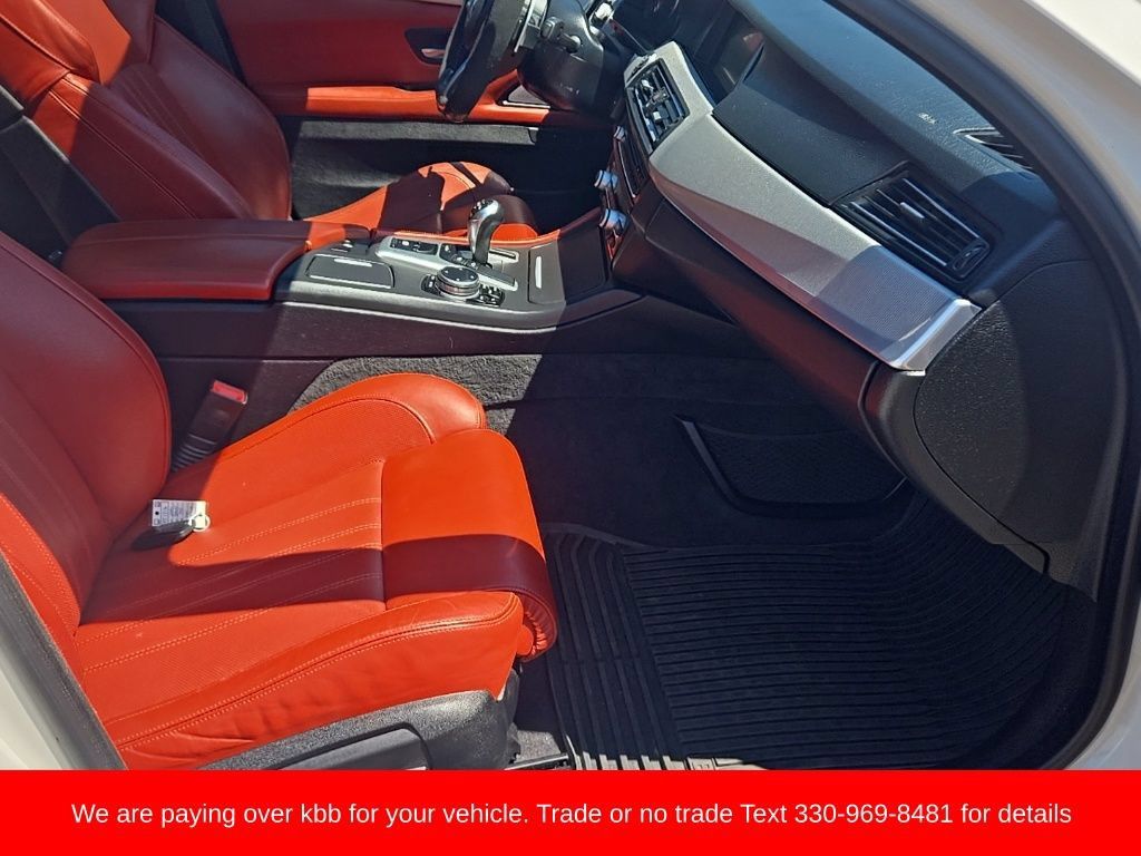 Used 2014 BMW M5 RWD image 25