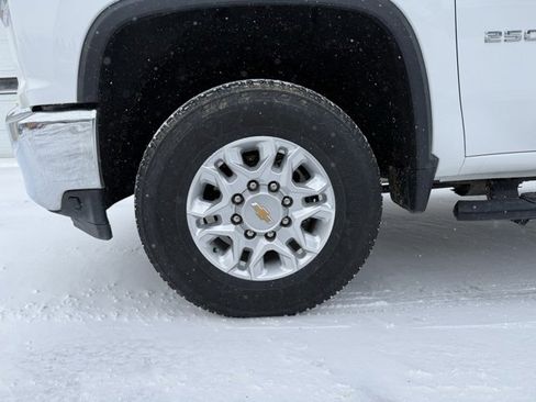 Used 2021 Chevrolet Silverado 2500 LTZ w/ Z71 Off-Road Package image 33