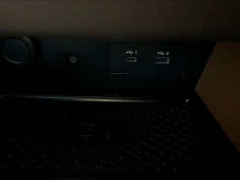 Used 2024 Nissan Pathfinder Platinum image 33