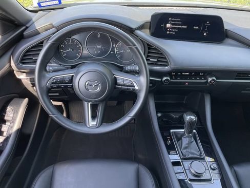 Used 2024 MAZDA MAZDA3 s FWD image 10