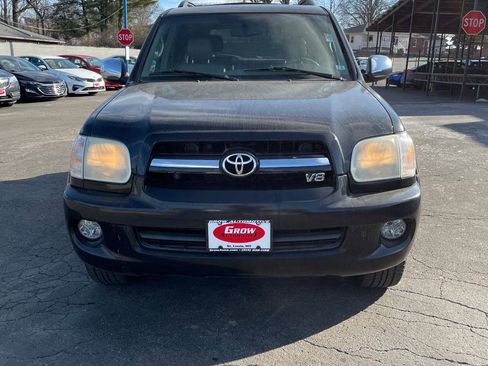 Used 2007 Toyota Sequoia Limited image 2