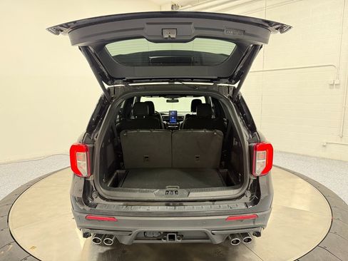 Used 2022 Ford Explorer ST w/ Equipment Group 401A image 48