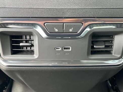 New 2026 GMC Sierra 2500 Denali Ultimate AWD/4WD image 23