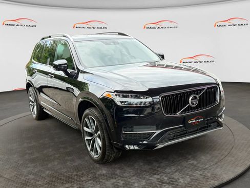 Used 2018 Volvo XC90 T5 Momentum w/ Convenience Package AWD/4WD image 5