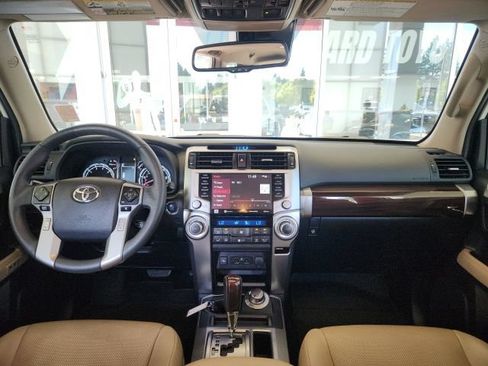 Certified 2022 Toyota 4Runner Limited AWD/4WD image 18