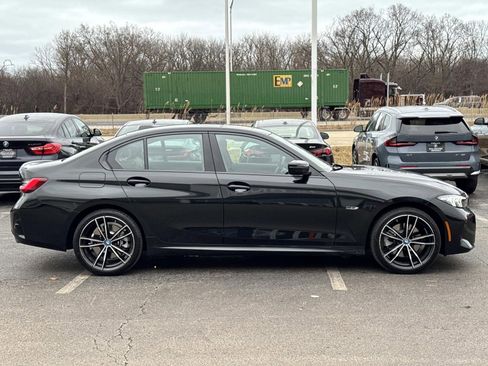 Certified 2023 BMW 330e xDrive w/ M Sport Package image 4