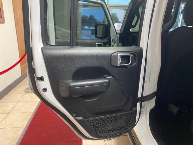 Used 2021 Jeep Gladiator Sport AWD/4WD image 13