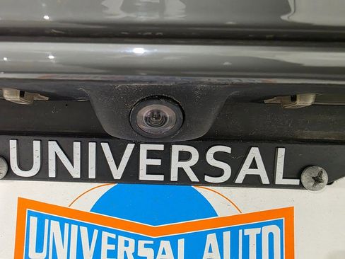 Used 2019 Dodge Journey SE image 26