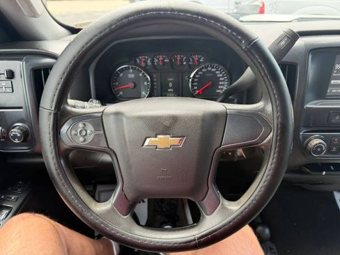 Used 2019 Chevrolet Silverado 2500 W/T AWD/4WD image 29