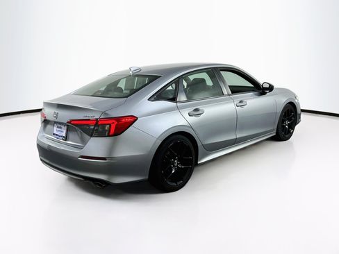 Used 2023 Honda Civic Sport image 5