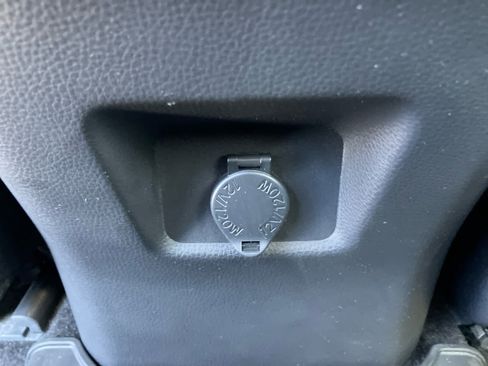 Used 2020 Toyota RAV4 LE w/ All Weather Liner Package AWD/4WD image 30