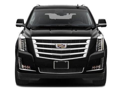 Used 2017 Cadillac Escalade Premium Luxury RWD image 7