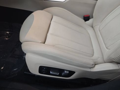 Used 2019 BMW 330i xDrive Sedan w/ Convenience Package AWD/4WD image 30