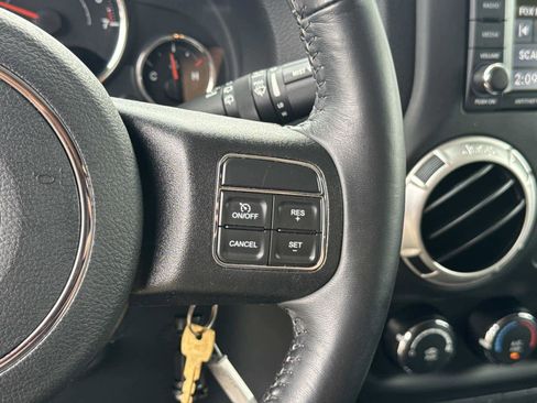 Used 2018 Jeep Wrangler Sahara w/ Connectivity Group image 20
