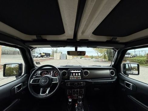 Used 2019 Jeep Wrangler Unlimited Rubicon w/ Dual Top Group image 33