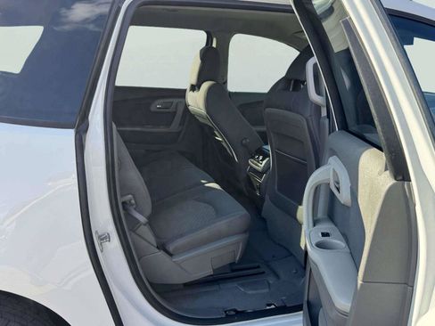 Used 2012 Chevrolet Traverse LS FWD image 38