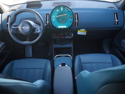 New 2025 MINI Cooper Countryman SE image 8