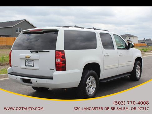 Used 2011 Chevrolet Suburban LT AWD/4WD image 5
