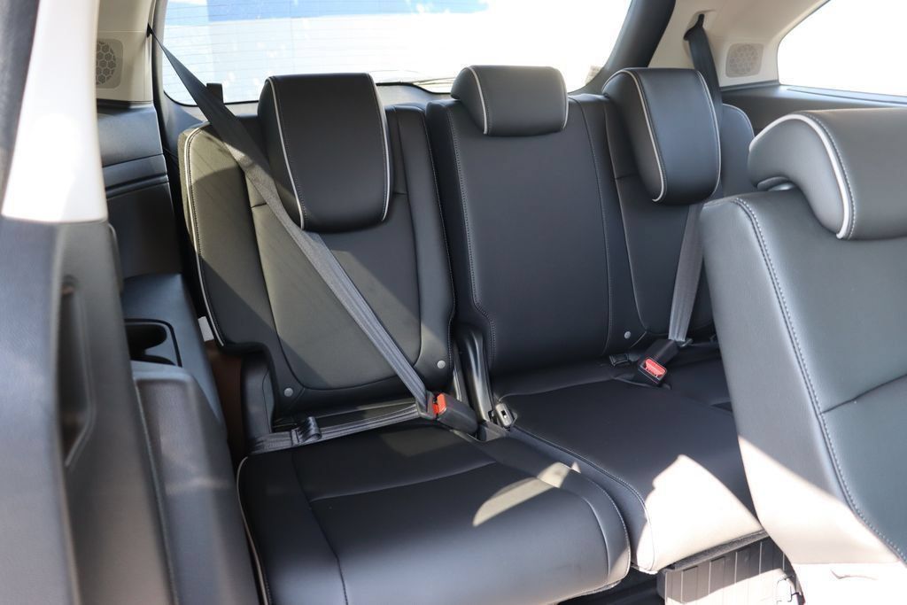 Certified 2026 Honda Odyssey Elite image 16