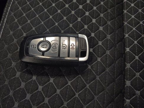 Used 2023 Ford Escape Active AWD/4WD image 32