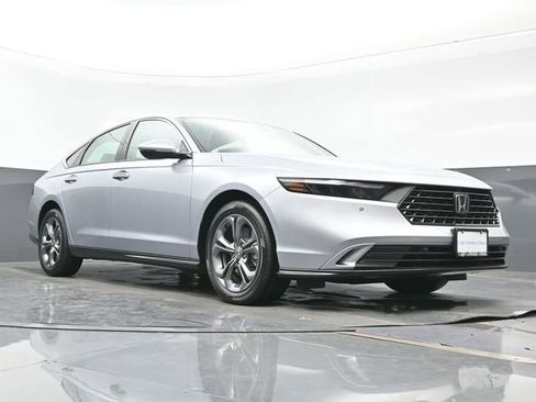 New 2025 Honda Accord EX-L image 28