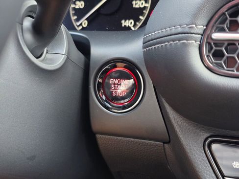 Certified 2025 Honda HR-V EX-L image 27