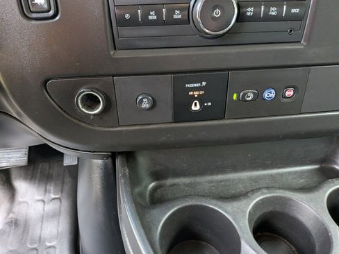 Used 2023 Chevrolet Express 3500 LS image 25