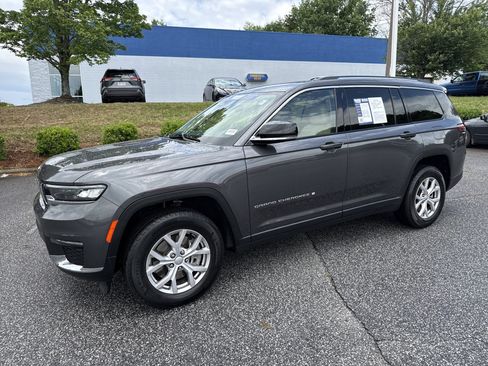 Used 2021 Jeep Grand Cherokee L Limited AWD/4WD image 5