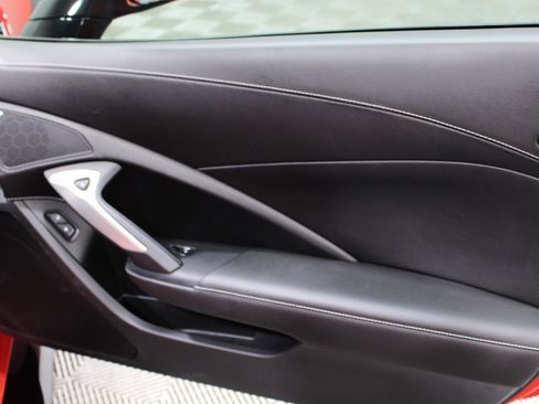 Used 2019 Chevrolet Corvette Z06 RWD image 26
