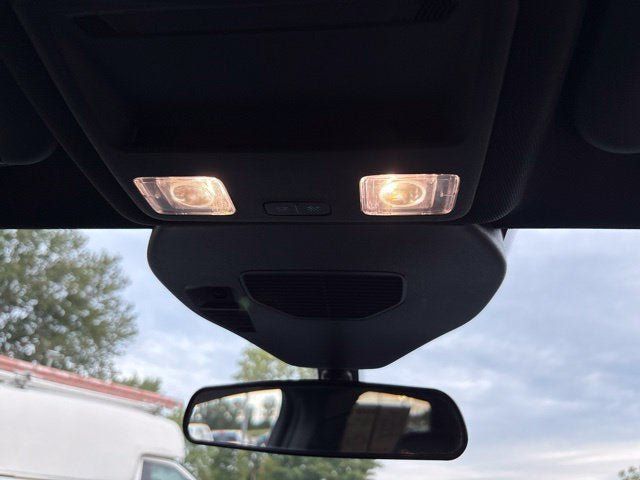 Used 2024 Ford Escape ST-Line w/ Tech Pack #1 AWD/4WD image 8