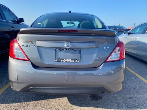 Used 2017 Nissan Versa SV FWD image 10