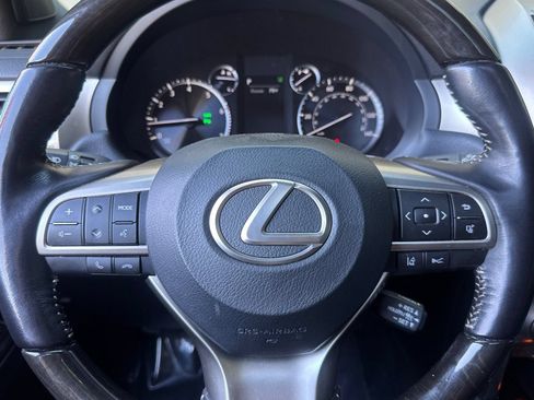 Used 2021 Lexus GX 460 Premium w/ Accessory Package AWD/4WD image 24