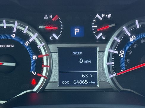 Used 2019 Toyota 4Runner Limited image 21