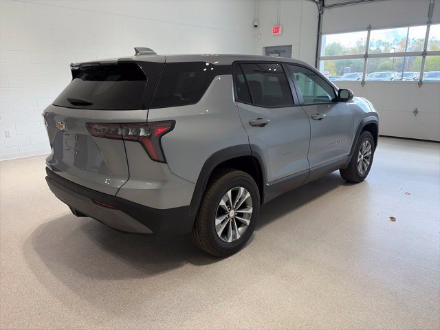 New 2027 Chevrolet Equinox LT w/ Convenience Package II FWD image 6