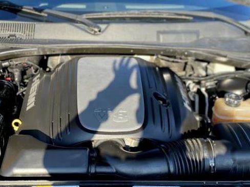 Used 2013 Dodge Challenger R/T Plus image 17