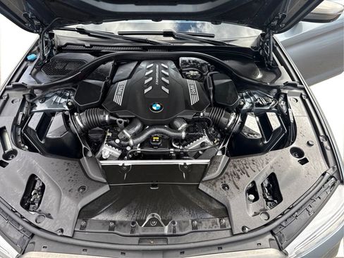Used 2020 BMW M550i xDrive w/ Executive Package AWD/4WD image 30