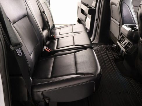 Used 2025 Ford F150 Lariat w/ Equipment Group 502A High image 17