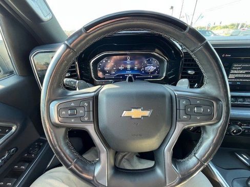 Used 2024 Chevrolet Silverado 1500 High Country image 8
