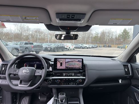 New 2026 Nissan Pathfinder SL image 28