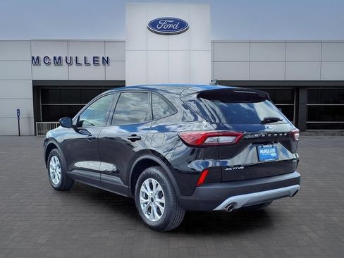 Certified 2025 Ford Escape Active w/ Tech Pack #1 AWD/4WD image 3