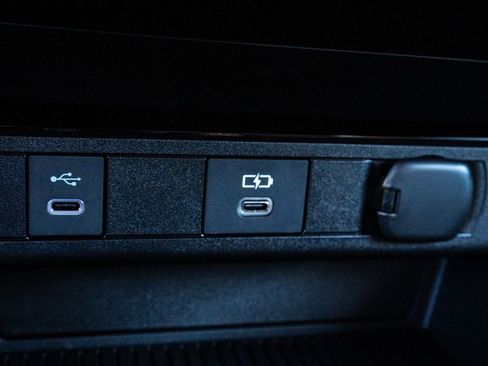 New 2026 Toyota Prius Plug-In Hybrid w/ Limited Premium Package image 28